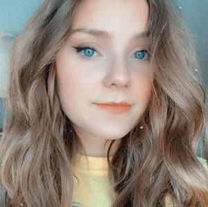 Meet your Posher, Akeera